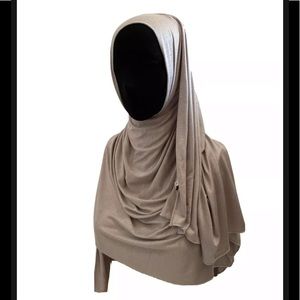 - Hijab - Made In Dubai UAE